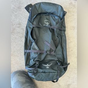 Osprey farpoint 55 volcanic grey M/L with daypack